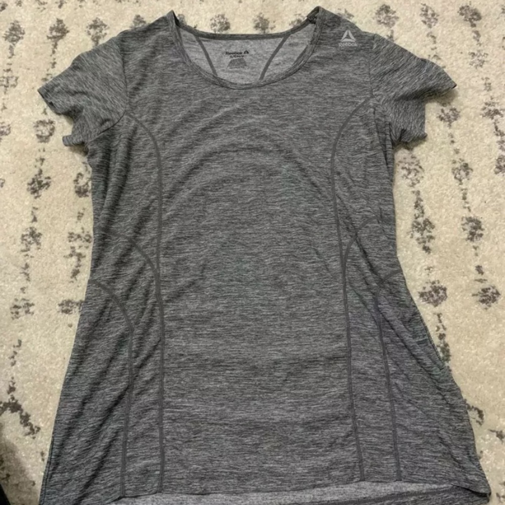 Reebok Top